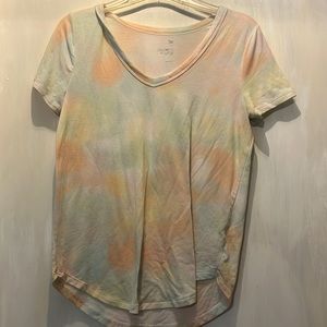 SO Everyday tee size small